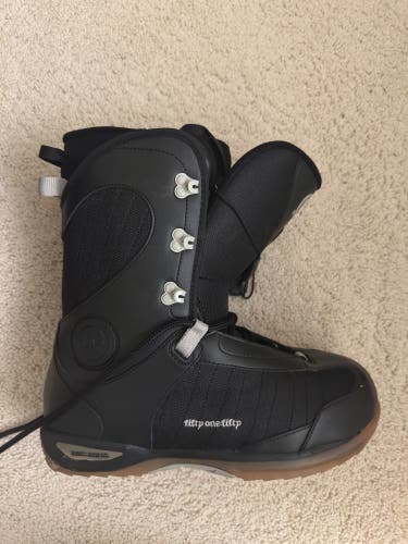 Men's Size 10 All mountain snowboard boots