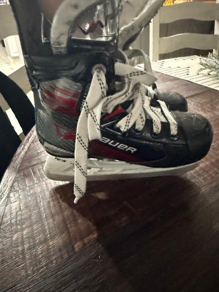 Bauer Vapor X Shift Pro Hockey Skates Extra Wide Width 12.5 (Used)