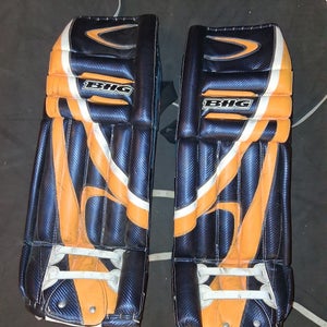34" SR BHG Brian Heaton Goalie Leg Pads (Used)