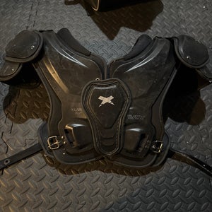 Extra Large Youth Xenith Velocity 2 Shoulder Pads (Used)