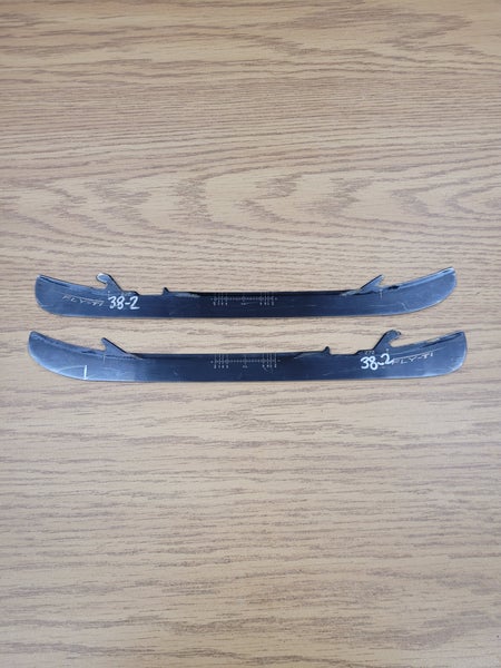Bauer Fly-Ti 272 #38-2 (Used)