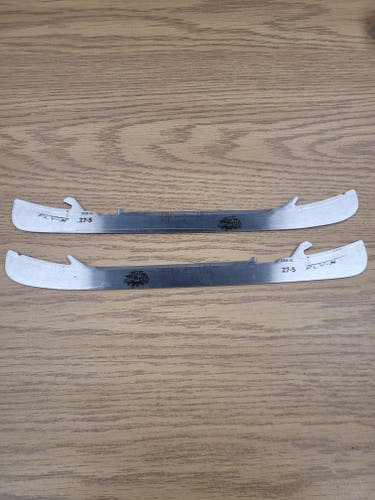 Bauer Fly X 288 XL #27-5 (Used)