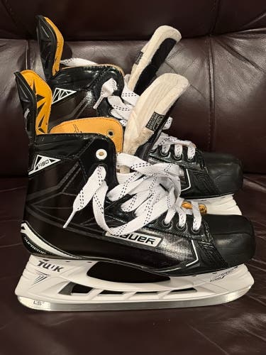 2016 Bauer Supreme S180 Hockey Skates Extra Wide Width 9 (Used)