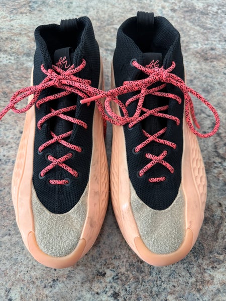 Men's Size M 8.0 (W 9.0) Adidas Shoes (Used)