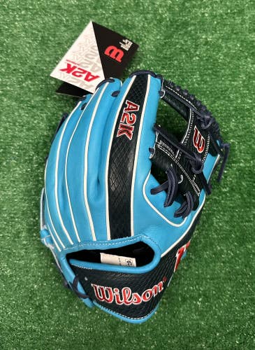 Wilson A2K 11.5" 1786 Infield Baseball Glove - Sky Blue Navy