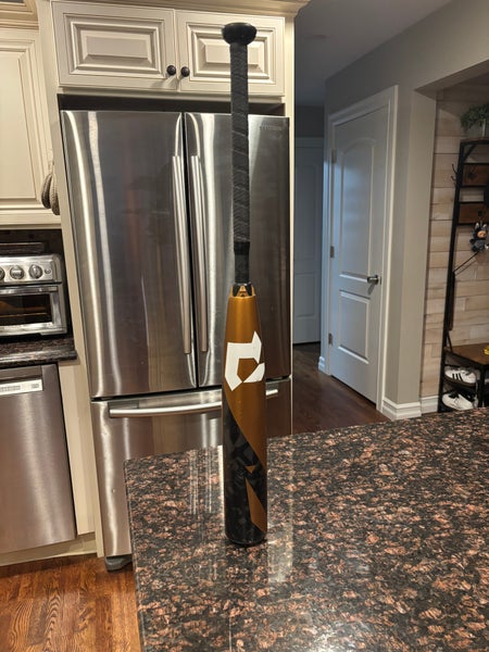 2022 DeMarini Zoa Composite USSSA Certified Bat (-8) 21 oz 29" (Used)