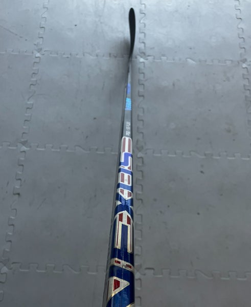 Team USA Intermediate Bauer Nexus Tracer Right Handed Hockey Stick P92 55 Flex (New)