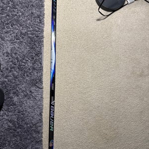 Senior Bauer Vapor FlyLite Right Handed Hockey Stick P92 70 Flex (New)