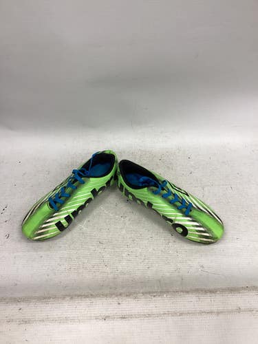 Used Umbro Soccer Cleats Green Junior 01.5 11851-S000039872