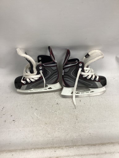 Used Bauer VAPOR X30 Youth Hockey Skate Youth 11.0 11851-S000039871