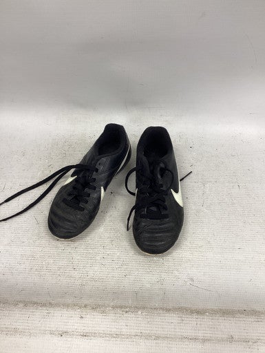 Used Nike Soccer Cleats Black Youth 12.0 11851-S000039870