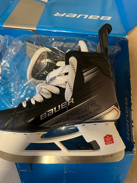 2025 Bauer Hockey Skates Narrow Width 10 (New)