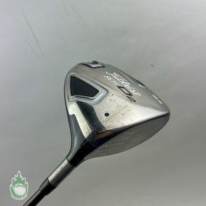 Right Handed Titleist 909 D2 Driver 8.5* Voodoo Stiff Graphite Golf Club