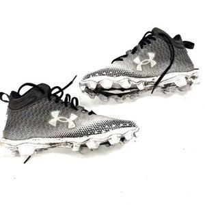 Used Under Armour Adult FB Cleats Black Senior 7.5 11860-S000300398