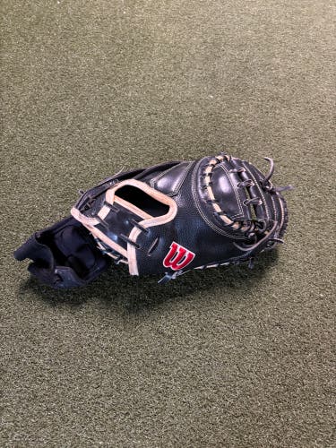 Wilson A2000 RH Catcher's Baseball Glove 33.5" (Used)
