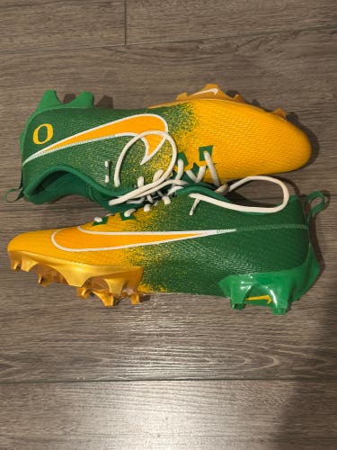 Men's Size M 13.5 (W 14.5) Nike Vapor edge Pro 360 2 Low Top Molded Cleats (Used)