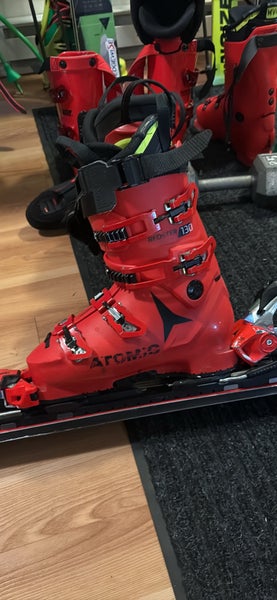 Mondo 26 & 26.5 Unisex Atomic Redster Club Sport 130 All Mountain Ski Boots Stiff Flex (Used)