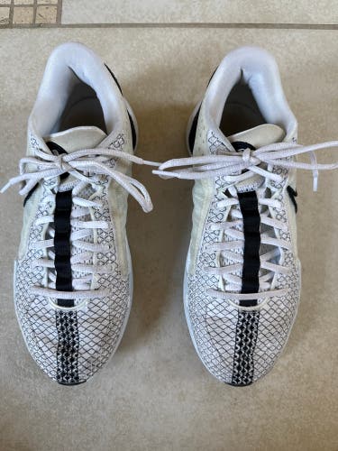 Women's Size M 8.0 (W 9.0) Nike Sabrina 1 Shoes (Used)