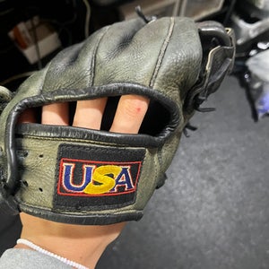 Used Nokona AMG1250 BB/SB Glove LH Throw Black 12 1/2" 11605-S000209749