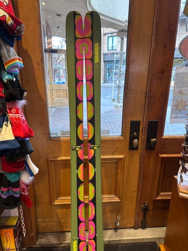 New K2 Omen 90 185 cm Skis