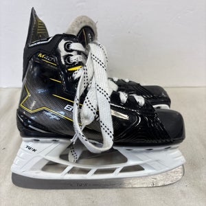 Bauer Supreme M40 Hockey Skates Regular Width 13.5 (Used)