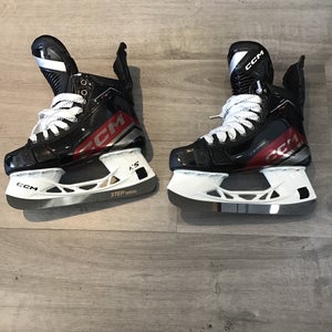 CCM JetSpeed FT6 Pro Hockey Skates Regular Width 6.5 (New)