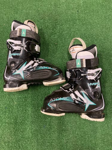 Mondo 26 & 26.5 Women's Atomic Livefit 70 All Mountain Ski Boots Soft Flex (Used)