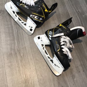 CCM Super Tacks AS3 Pro Hockey Skates Regular Width 10 (New)
