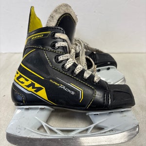 CCM Super Tacks 9350 Hockey Skates Regular Width 11 (Used)