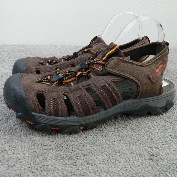 Nevados Bump Toe Sandals Waterproof Mens Size 9 Brown Nubuck Leather Shoes