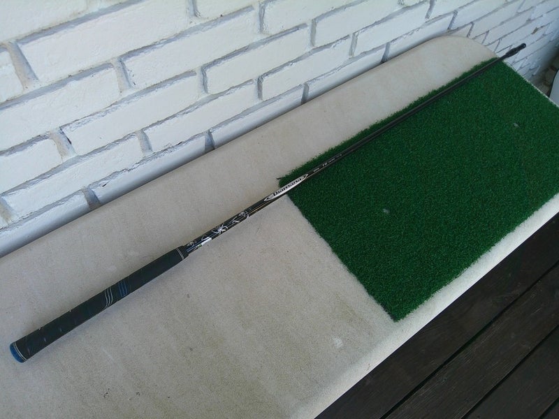 Mitsubishi Rayon DIAMANA 'ahina Stiff Flex Driver Shaft - Titleist Tip - 44.25"