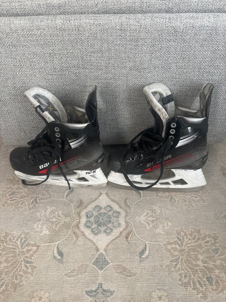 2022 Bauer Vapor X3 Hockey Skates Regular Width 7.5 (Used)