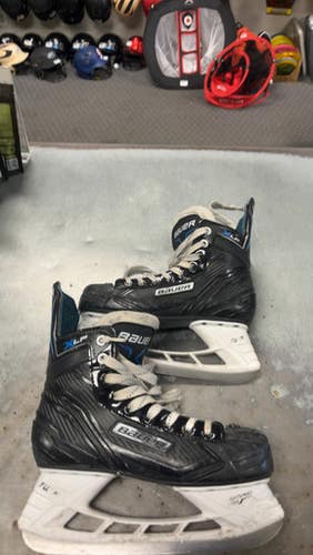 Used Bauer XLP Intermediate Hockey Skate Intermediate 5.0 11793-S000258244