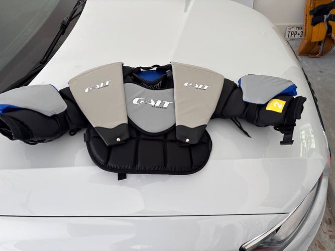 Box Lacrosse or Hockey Goalie Chest Protector by Gait. Cat 2 Jr Large.