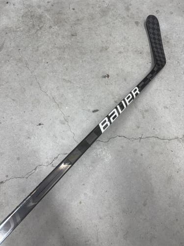 87 Flex Custom P92M Senior Bauer Vapor Hyperlite Left Hand Hockey Stick Pro Stock NHL (New)