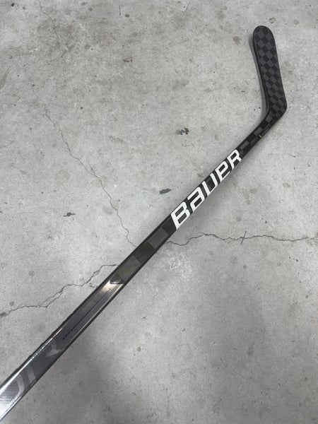 87 Flex Custom P92M Senior Bauer Vapor Hyperlite Left Hand Hockey Stick Pro Stock NHL (New)