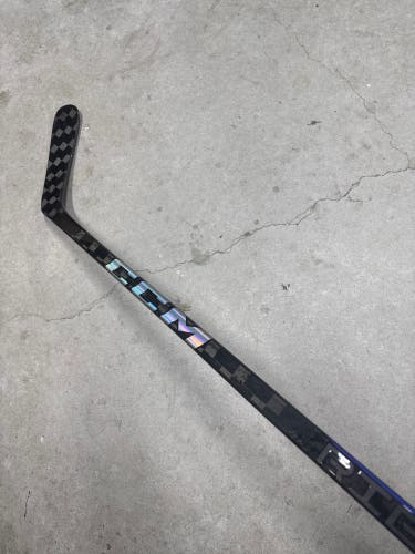70 Flex P29 Senior CCM Trigger 9 Pro Right Hand Hockey Stick Pro Stock NHL (New)