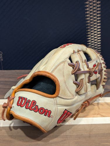 RH Wilson A2000 1787 Baseball Glove 11.75" (Used)