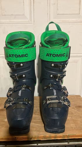Mondo 26 & 26.5 Men's Atomic Hawx Prime 120S Ski Boots Stiff Flex (Used)