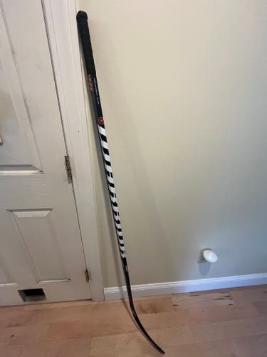 Senior Warrior Covert QRE 20 Pro Right Handed Hockey Stick W88 85 Flex (Used)