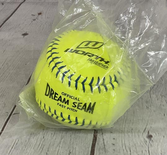 USSSA CIIBYLUC Fast Pitch Dream Seam Softball High-Visibility Yellow 3-Pack