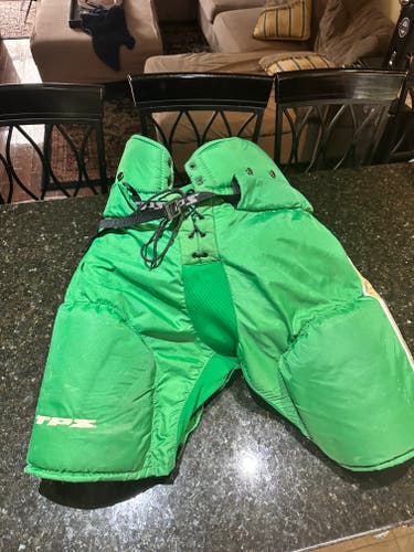 CUSTOM Men's Senior XL Kelly Green w/white & Vegas Gold stripe. TPS Hockey Pants (Used)