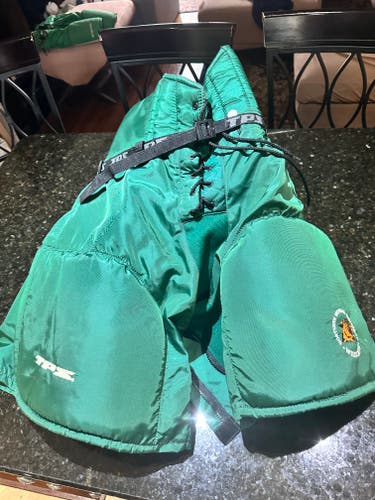 Custom U. Northern Michigan Green Men's Senior XL TPS Hockey Pants Pro Stock (Used)