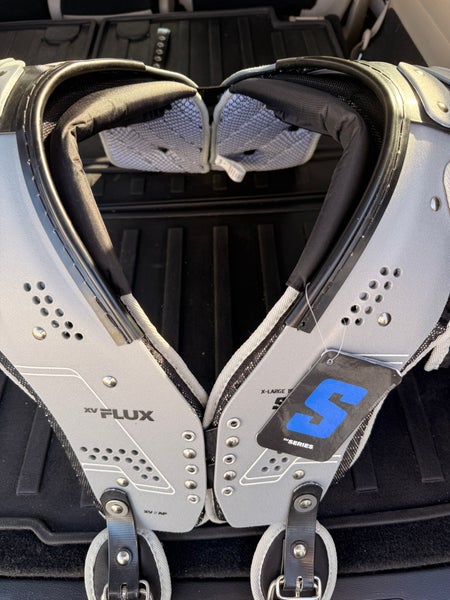 Schutt XV Flux Shoulder Pads (2024, Adult Sizes S–XXL)