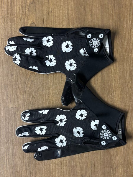 Black XL Adult Gloves (Used)
