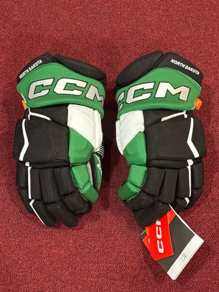 CCM HGPJSPP Gloves 14" Pro Stock (New) Item#ND14JJ
