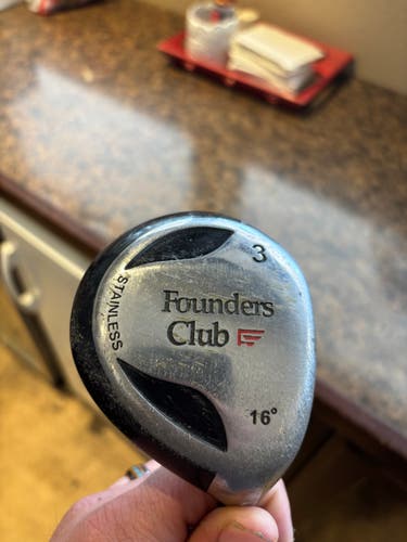 Men's 2006 Right Handed Fairway Wood Senior Flex 3 Wood (Used)