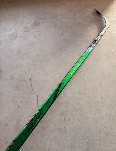 95 Flex P92 Senior Bauer Vapor Hyperlite Right Hand Hockey Stick Pro Stock NHL (New) Tyler Seguin