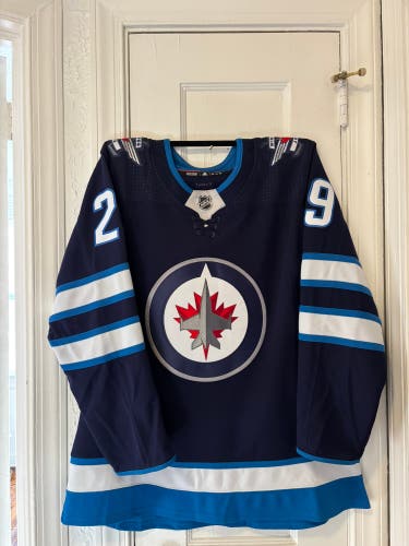 Patrik Laine WPG Jersey Size 50
