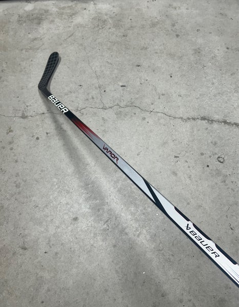 P92 87 Flex Senior Bauer Vapor Right Hand Hockey Stick Pro Stock NCAA (New)